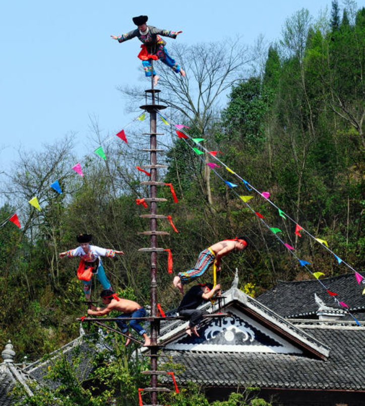 上刀山下火海下油锅走钉板雷人的畲族民俗背后有何渊源